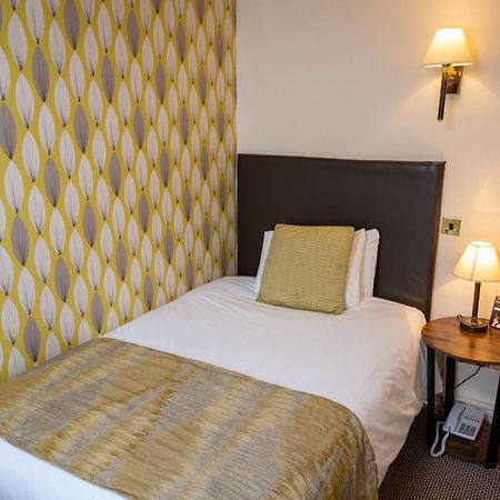 Cross Hands Hotel By Greene King Inns Old Sodbury Экстерьер фото