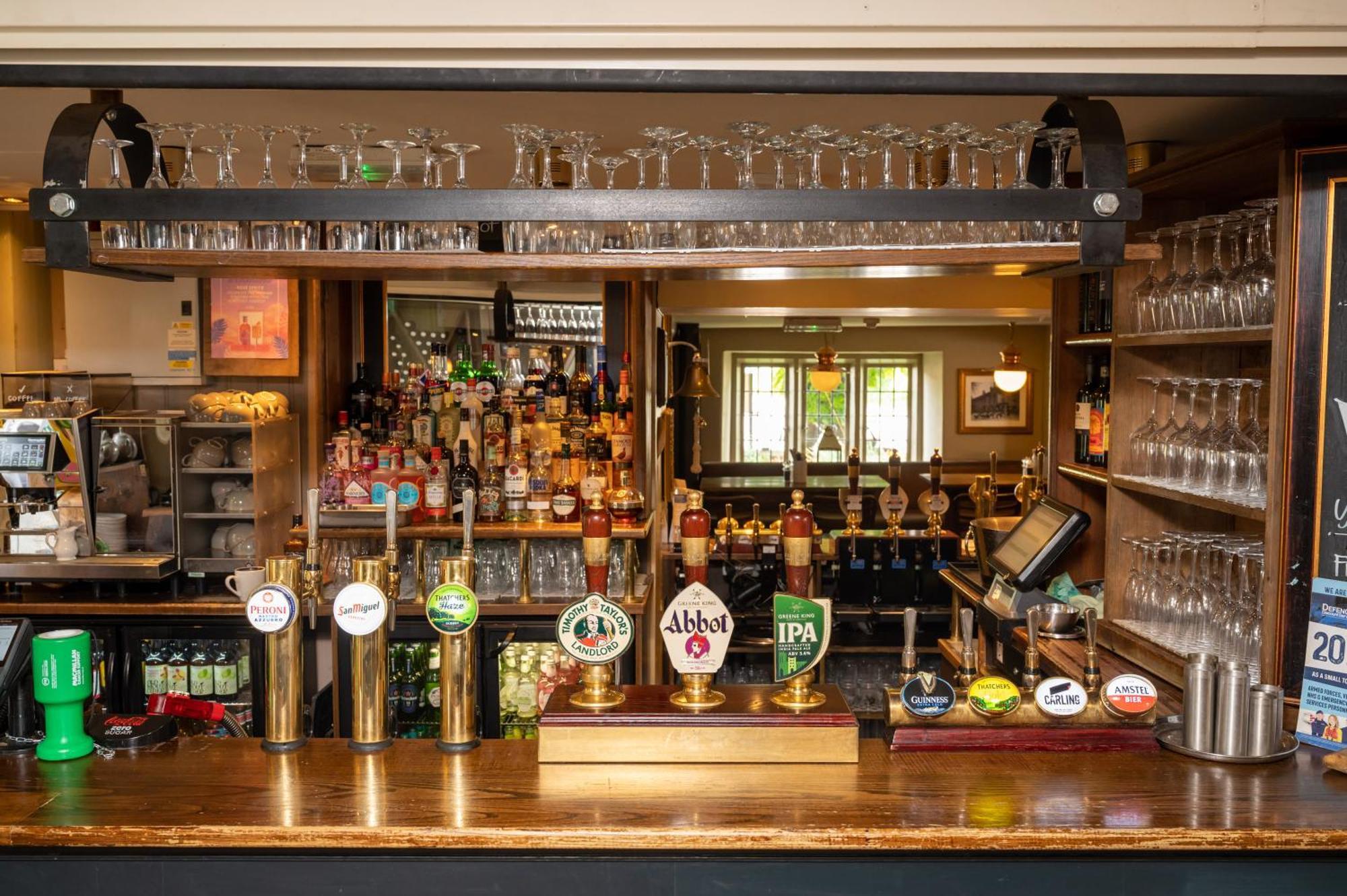 Cross Hands Hotel By Greene King Inns Old Sodbury Экстерьер фото