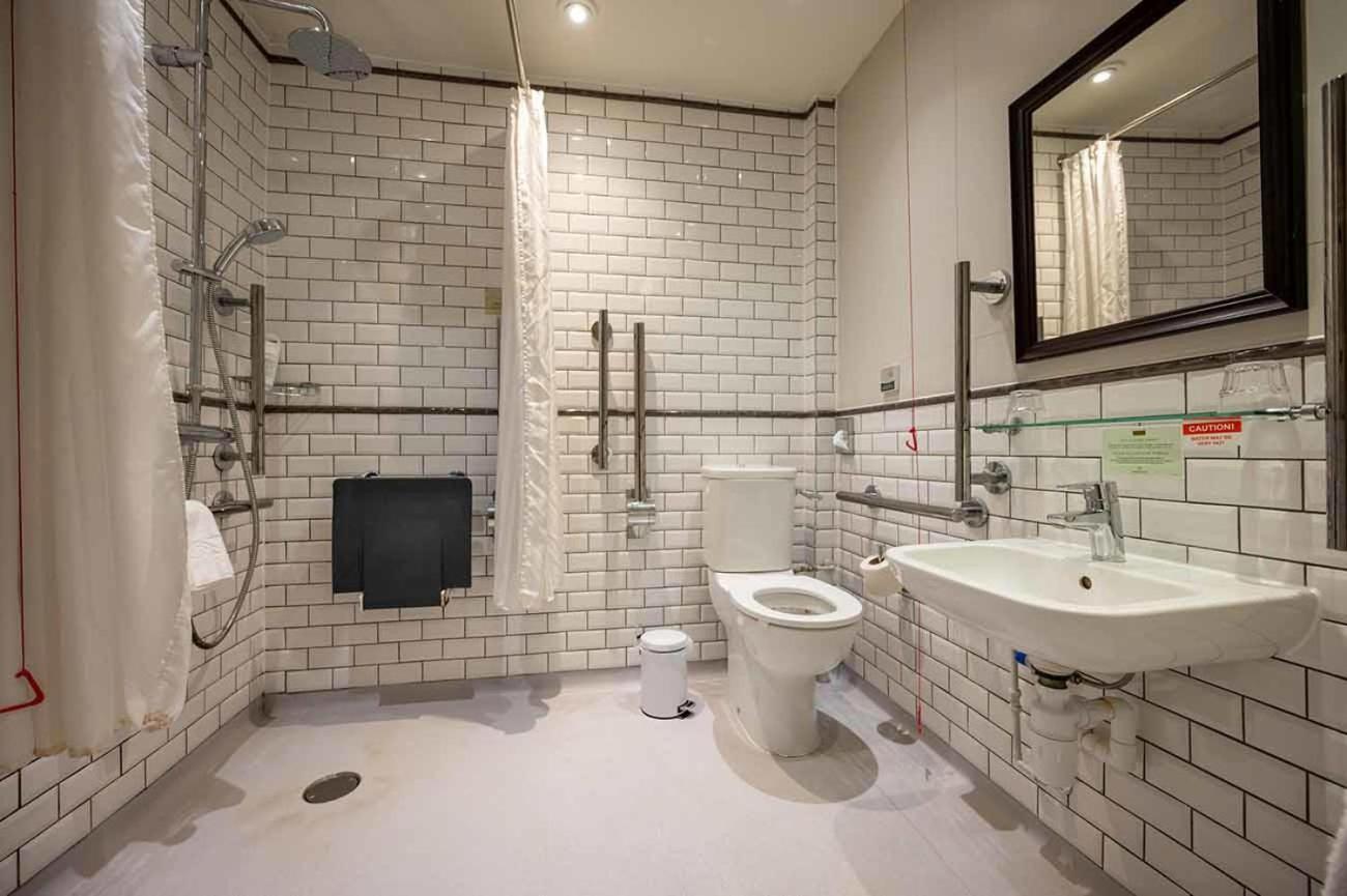 Cross Hands Hotel By Greene King Inns Old Sodbury Экстерьер фото